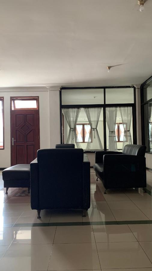 Oyo 93380 Penginapan Mangkoe Barokah Tanah Grogot Eksteriør bilde
